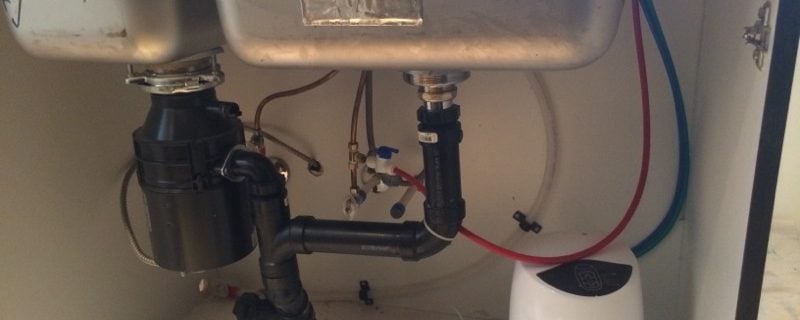 under sink water filter